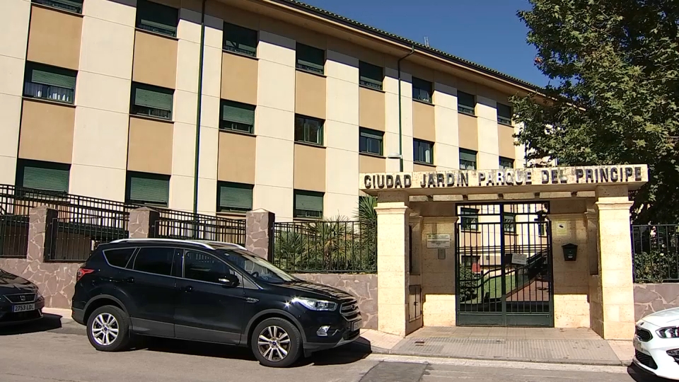 Residencia Ciudad Jardín Parque Del Príncipe