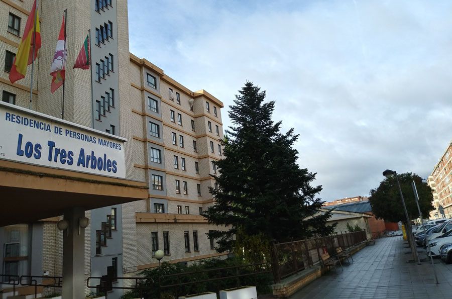 Residencia De Mayores "Los Tres Árboles"