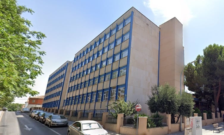 Residencia De Mayores Valdeluz De Guadalajara