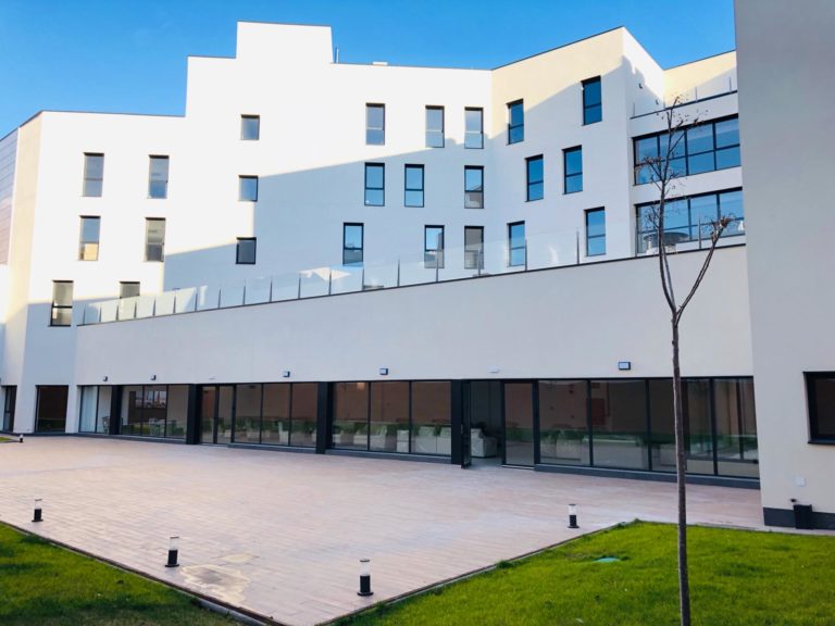 Residencia Para Mayores Ballesol Badalona *****
