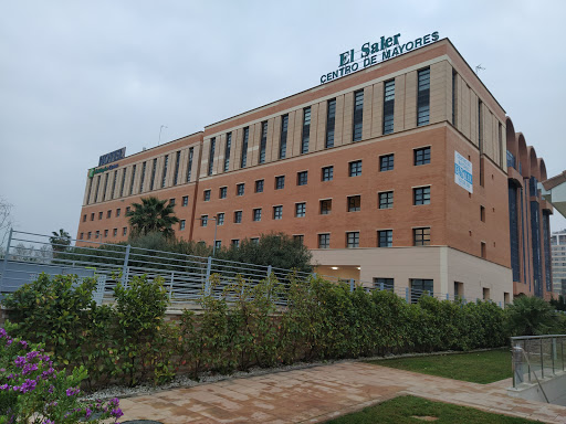 RESIDENCIA Y CENTRO DE DÍA TERCERA EDAD PARQUELUZ VALENCIA
